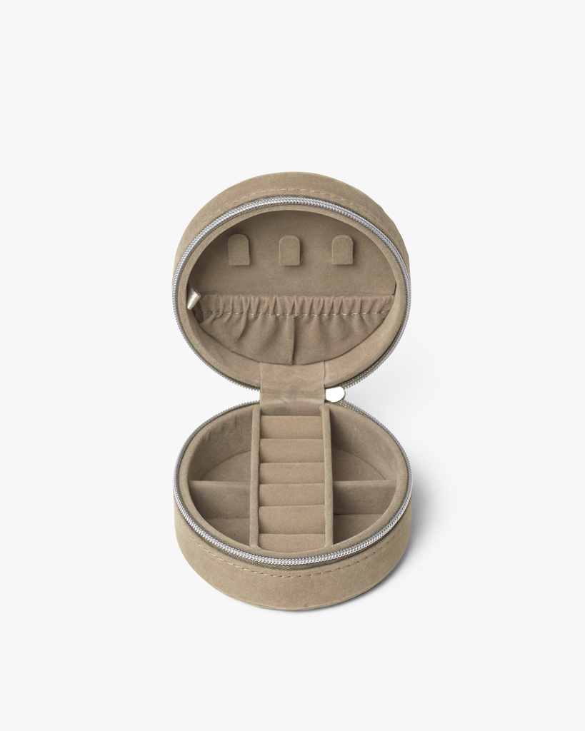 Day Z Jewelry Zip Round