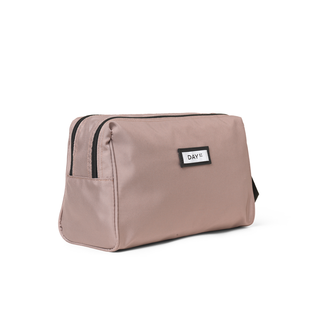 Day Gweneth RE-S Beauty B