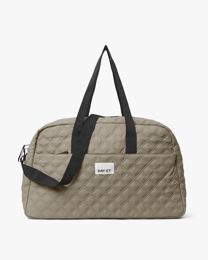 Day RE-Q Fenced 2Nighter