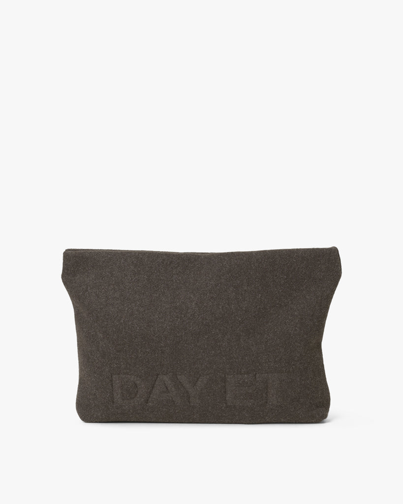 Day Woolen Pouchy