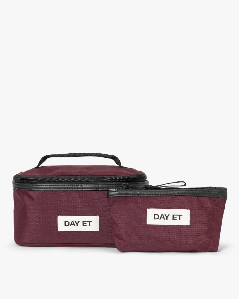 Day Gweneth RE-S Cosmetic Set2